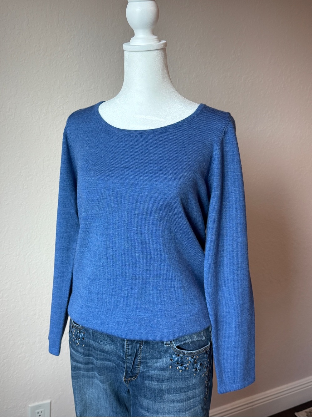 Sutton Studio 100% Merino Wool Sweater Blue Crew Neck Size S